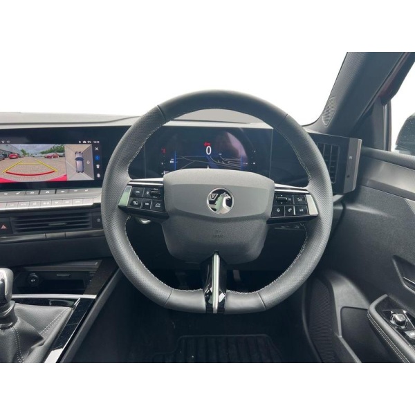 Vauxhall Astra - 1.2 Turbo Ultimate Sports Tourer Euro 6 (s/s) 5dr