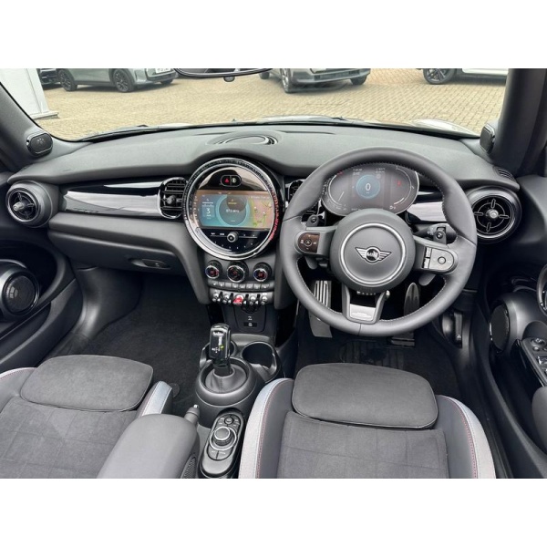 MINI Convertible - 2.0 Cooper S Sport Steptronic Euro 6 (s/s) 2dr