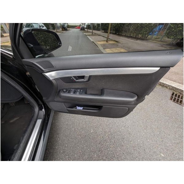 Audi A4 - 2.0 S line 4dr