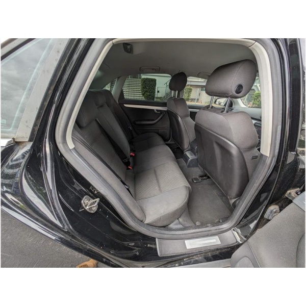 Audi A4 - 2.0 S line 4dr