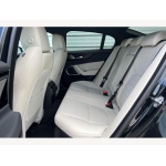 Jaguar XE - 2.0 D200 MHEV R-Dynamic SE Black Auto Euro 6 (s/s) 4dr