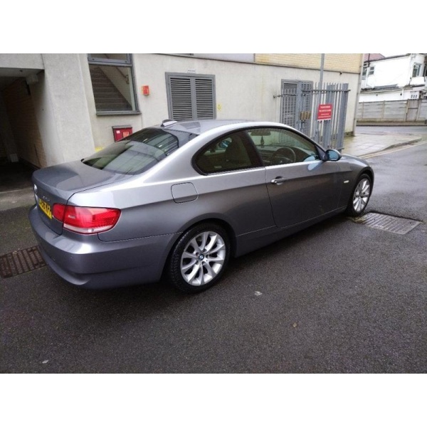 BMW 3 Series - 2.5 325i SE Coupe 2dr Petrol Steptronic Euro 4 (218 ps)