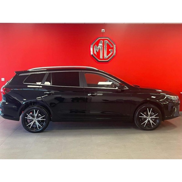 MG MG5 - 61.1kWh Trophy Estate 5dr Electric Auto (156 ps)