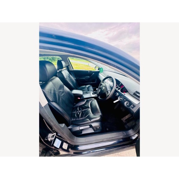 Volkswagen Passat - 2.0 TDI Highline DSG Euro 4 4dr