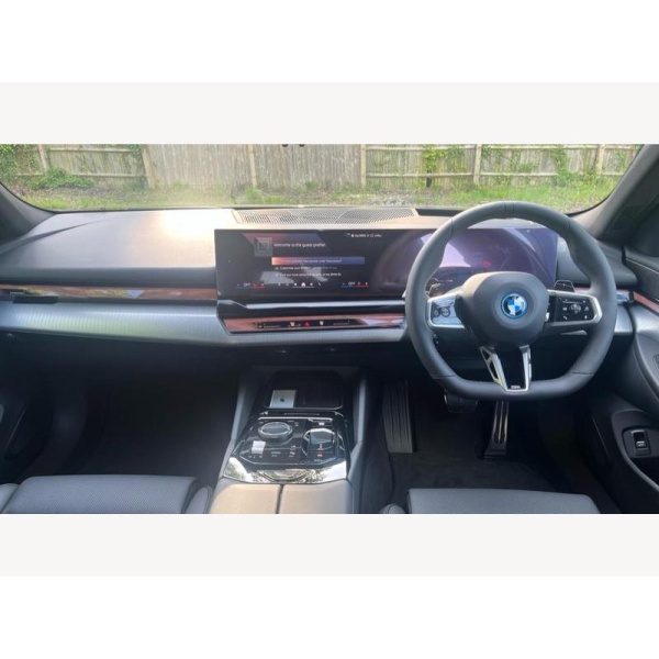 BMW 5 Series - 550e xDrive M Sport Pro Saloon 3.0 4dr