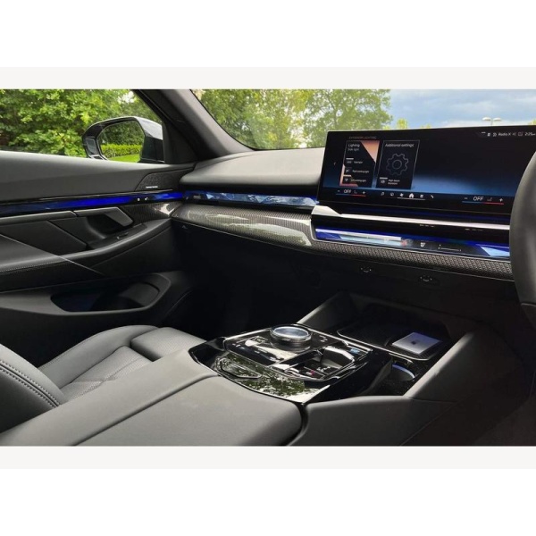 BMW i5 - 40 83.9kWh M Sport Pro Touring Auto eDrive 5dr (11kW Charger)