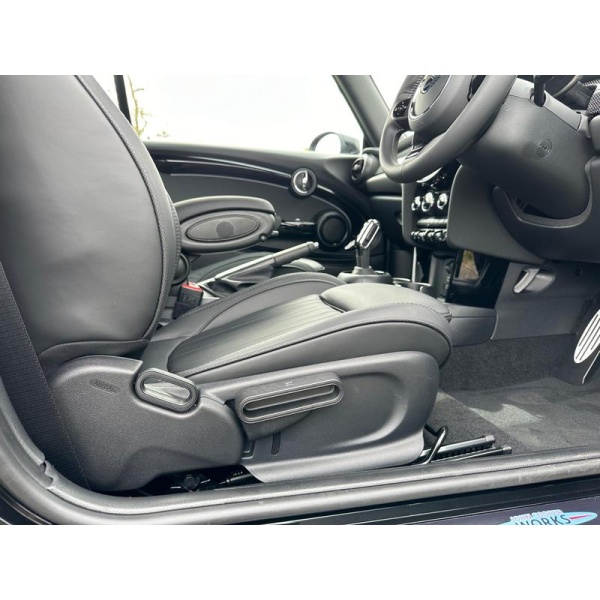 MINI Convertible - 2.0 John Cooper Works Steptronic Euro 6 (s/s) 2dr
