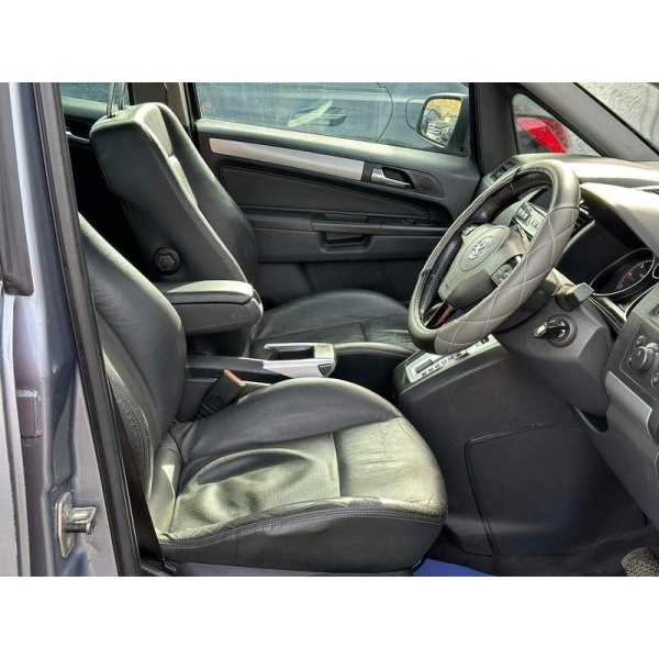 Vauxhall Zafira - 1.9 CDTi Elite Auto Euro 4 5dr