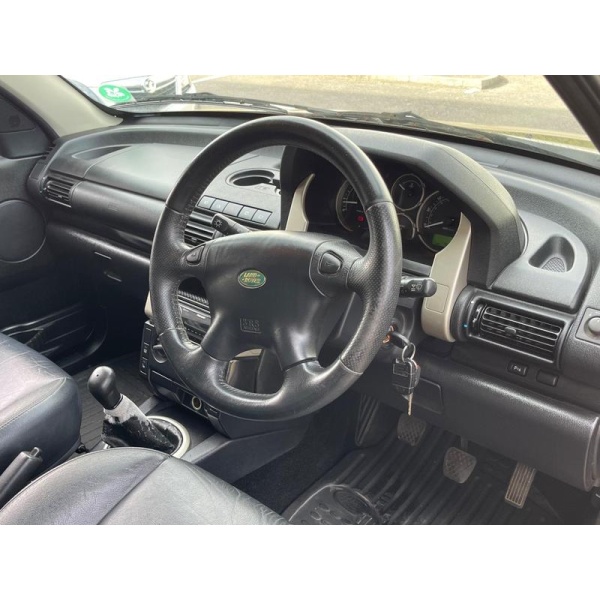 Land Rover Freelander - 2.0 TD4 Sport 5dr