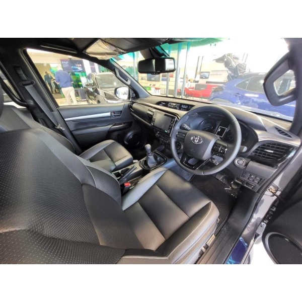 Toyota Hilux - 2.4 D-4D Icon Double Cab Pickup 4WD Euro 6 (s/s) 4dr