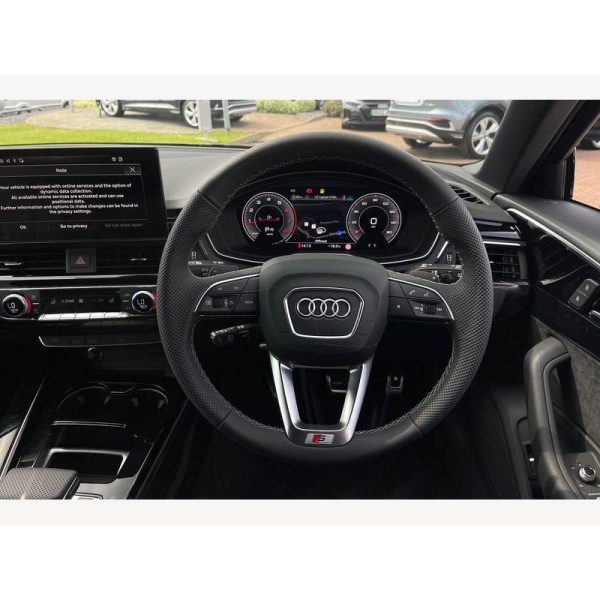 Audi A4 Avant - 2.0 TFSI 35 Black Edition S Tronic Euro 6 (s/s) 5dr