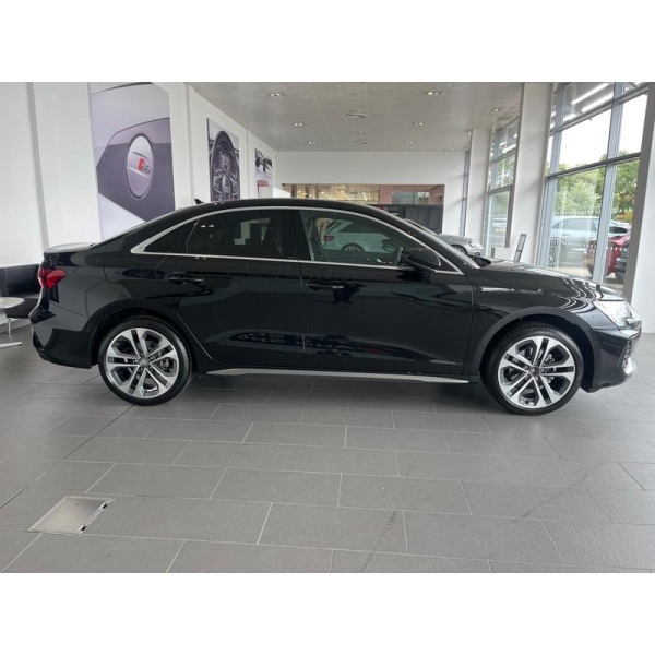 Audi A3 - 1.5 TFSI 35 S line S Tronic Euro 6 (s/s) 4dr