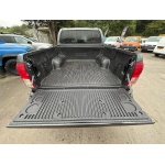 Toyota Hilux - D-4D Invincible Pickup 2.4 Manual Diesel