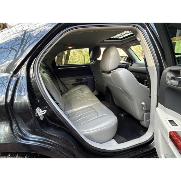 Chrysler 300C - 3.0 CRD V6 4dr