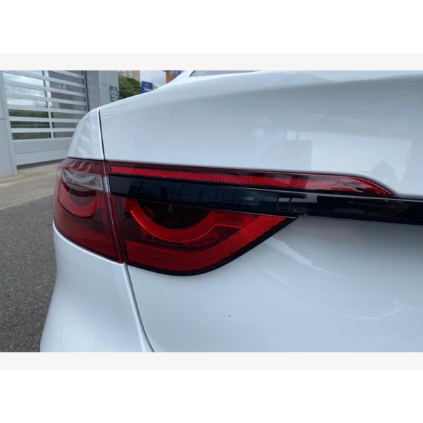 Jaguar XF - 2.0 D200 R-Dynamic Se Black 4Dr Auto