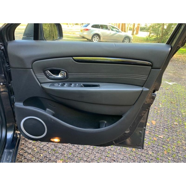 Renault Grand Scenic - 1.5 dCi Dynamique TomTom EDC Euro 5 5dr