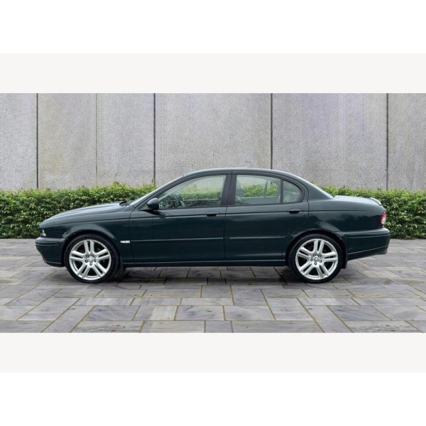 Jaguar X-type - 2.5 V6 Sport Premium (AWD) 4dr