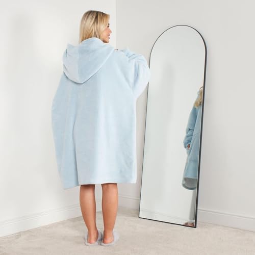 Sienna Hooded Blanket with Ultra Soft Sherpa Lining