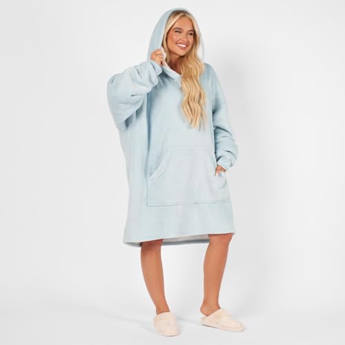 Sienna Hooded Blanket with Ultra Soft Sherpa Lining