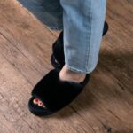 Snug Leaves Ladies' Deluxe Memory Foam Open Toe Slippers