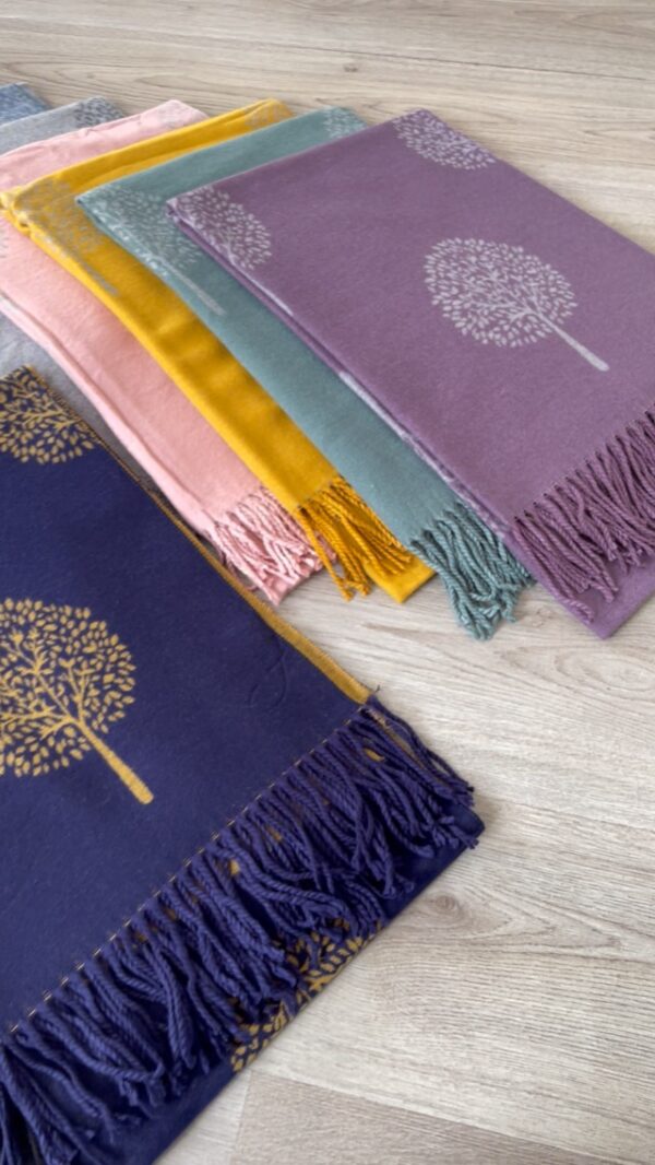 Cashmere Tree Life Reversible Scarf - Black, 200cm