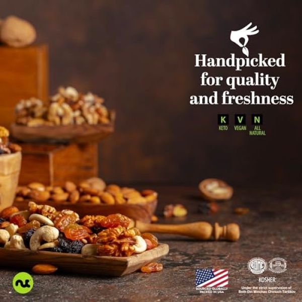 NUT CRAVINGS - Raw Pumpkin Seeds, Unsalted, Shelled, 454g