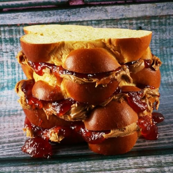 Stern's Bakery Kosher Challah Bread - 425g Traditional