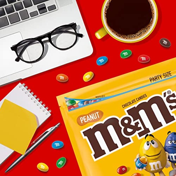 M&M'S Peanut Milk Chocolate Candy, 1.08 kg (Pack of 2)