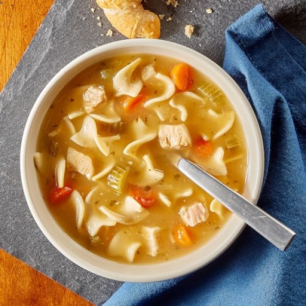 Progresso Traditional Chicken Noodle Soup, 540g, 4 Pack