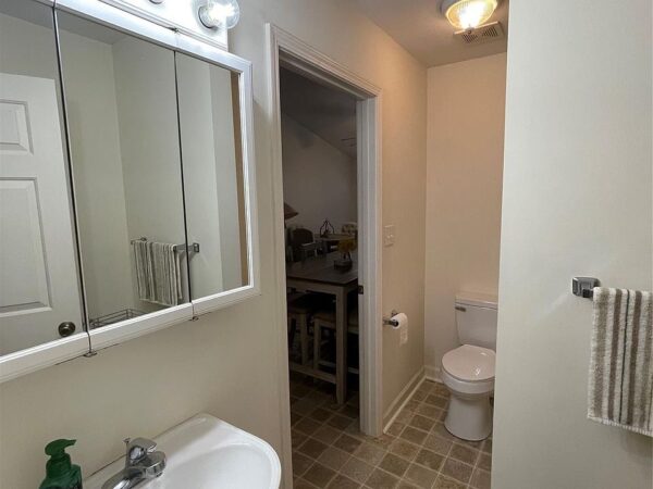 83 Fuchsia Avenue, 47205 Copper City