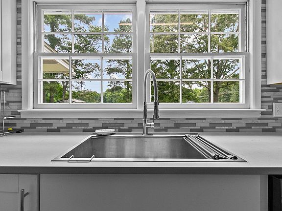 23 Nutmeg St, 48921 Nickel Town