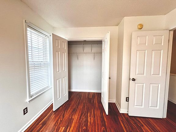 157 Umbrella Lane, 48219 Copper City