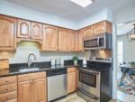 175 Gardenia, 48290 Gold City