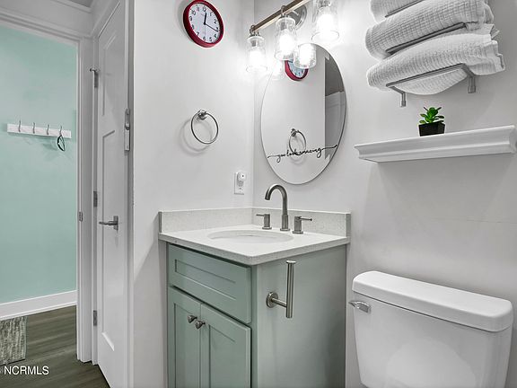 196 Fern Street, 58239 Bronze Town