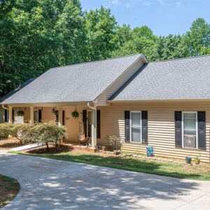 125 Jasmine St, 74829 Iron City