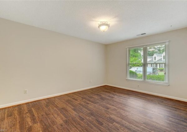 82 Quince Street, 27103 Silver Town