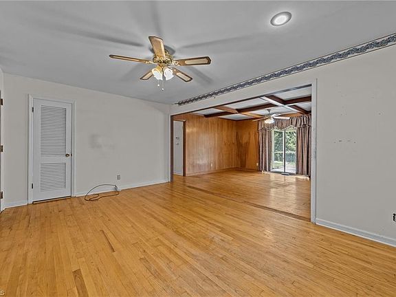 131 Fir Lane, 47829 Iron Town