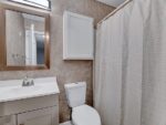 142 Quartz Street, 62954 Nickel City