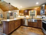 102 Violet Street, 48572 Vanadium City