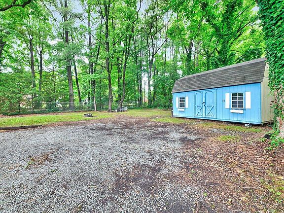 127 Lavender Lane, 68421 Lead City