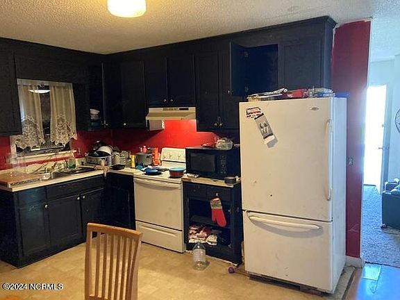 72 Daisy Lane, 94530 Diamond City