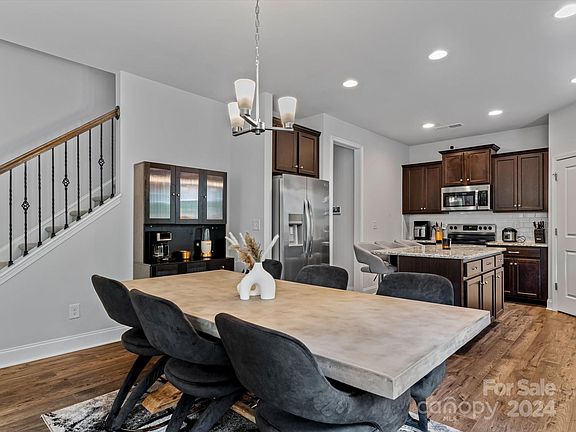 243 Cherry Blossom Avenue, 90742 Copperville