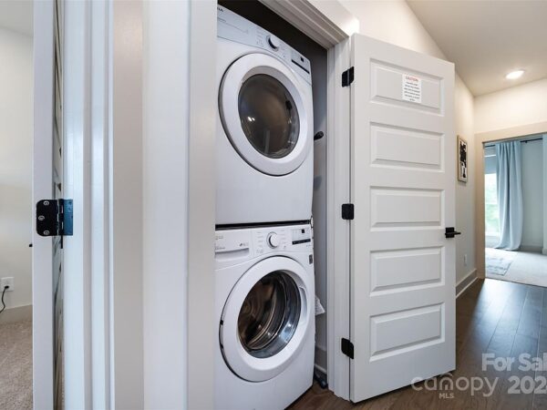 142 Quince St, 37562 Quartz Town