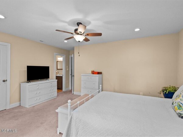 153 Maple, 48261 Mercury City