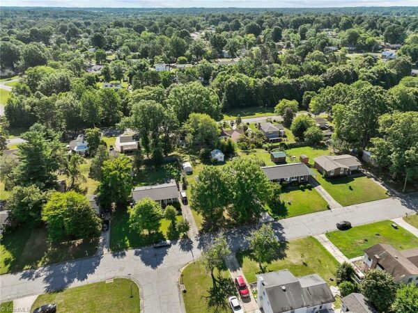131 Fir Lane, 47829 Iron Town