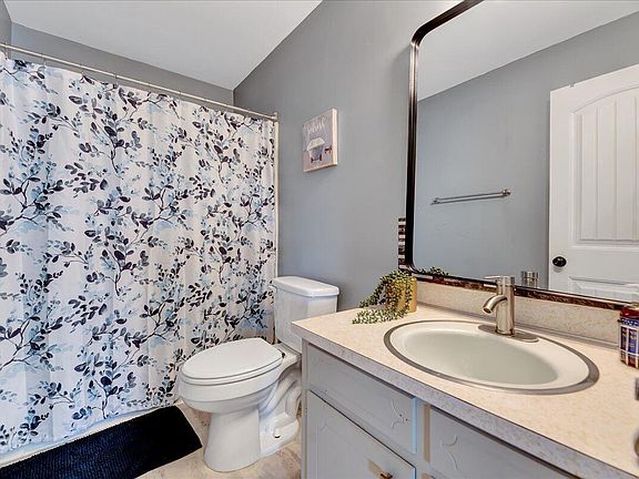 127 Lavender Lane, 68421 Lead City