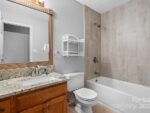 17 Aspen Avenue, 90210 Silver City