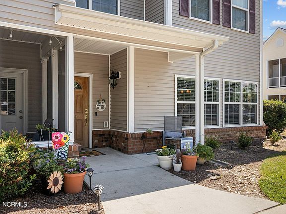 19 Lavender St, 58264 Lead Town