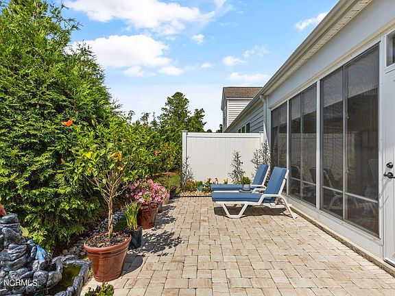 134 Yellow Tulip Street, 47290 Iron Town