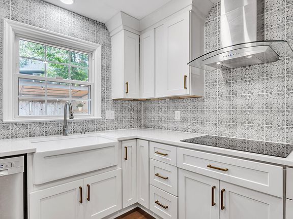 88 Nectarine Street, 48215 Nickel Town